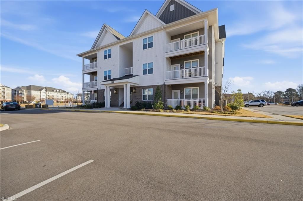 1509 Waitsel Dr Unit 204, Chesapeake, VA 23320