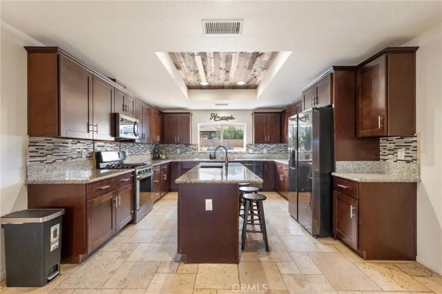 57731 San Tropeze, Yucca Valley, CA 92284