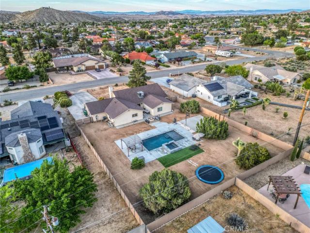 57731 San Tropeze, Yucca Valley, CA 92284