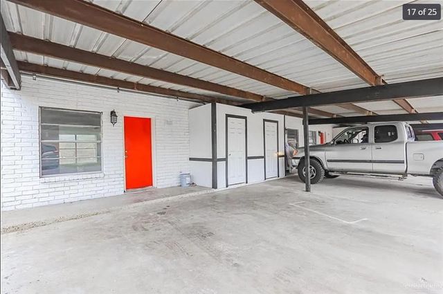 720 E Sugarcane Drive, Weslaco, TX 78599