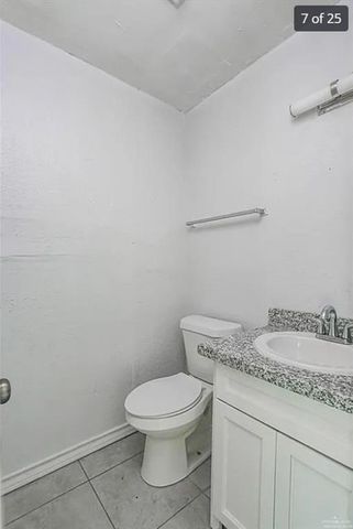 720 E Sugarcane Drive, Weslaco, TX 78599