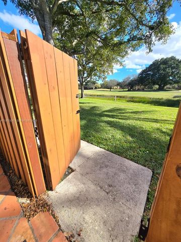 2080 SW 90th Ave C-13, Davie, FL 33324