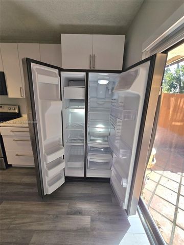 2080 SW 90th Ave C-13, Davie, FL 33324