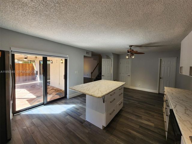 2080 SW 90th Ave C-13, Davie, FL 33324