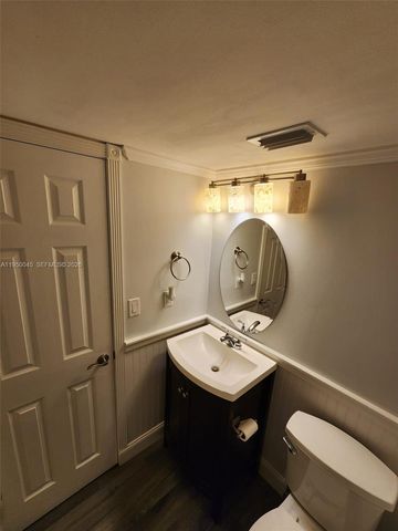 2080 SW 90th Ave C-13, Davie, FL 33324