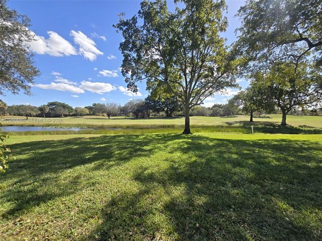 2080 SW 90th Ave C-13, Davie, FL 33324