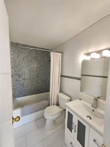 2080 SW 90th Ave C-13, Davie, FL 33324