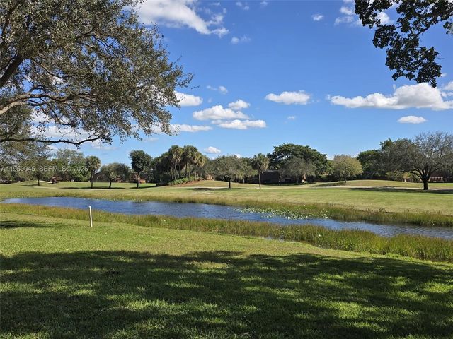 2080 SW 90th Ave C-13, Davie, FL 33324