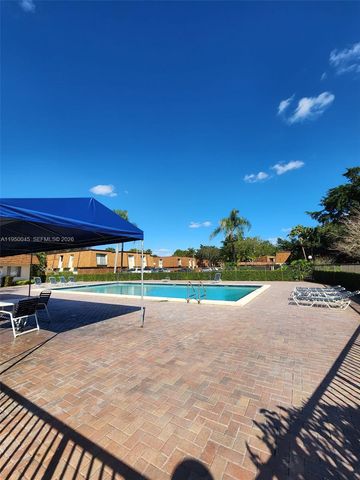 2080 SW 90th Ave C-13, Davie, FL 33324