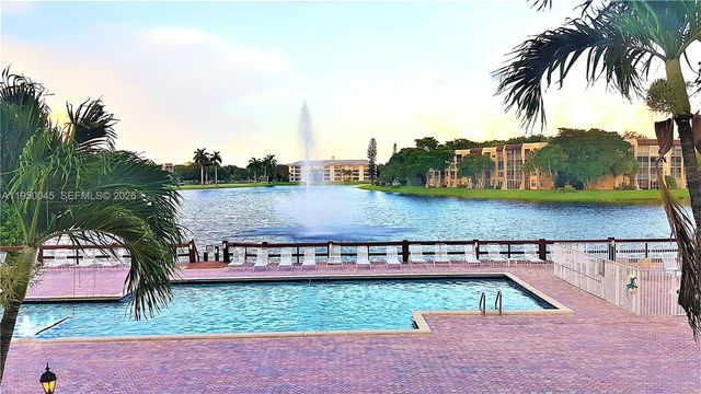 2080 SW 90th Ave C-13, Davie, FL 33324