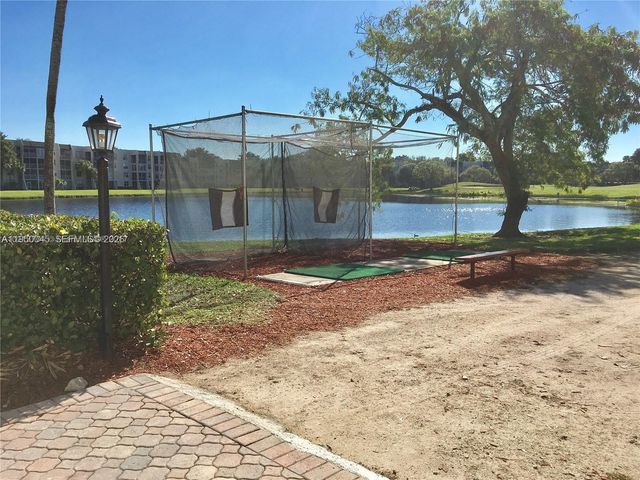 2080 SW 90th Ave C-13, Davie, FL 33324