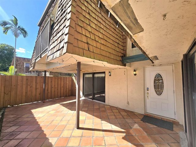 2080 SW 90th Ave C-13, Davie, FL 33324