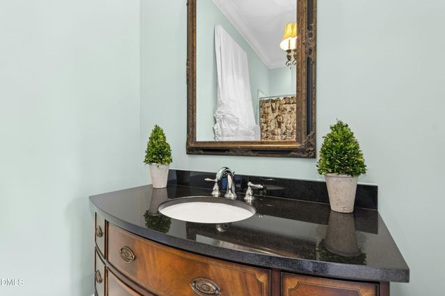 1015 Venetian Court, Cary, NC 27518