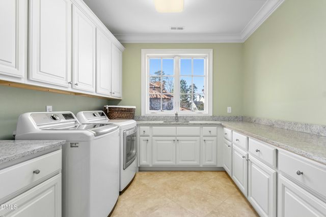 1015 Venetian Court, Cary, NC 27518