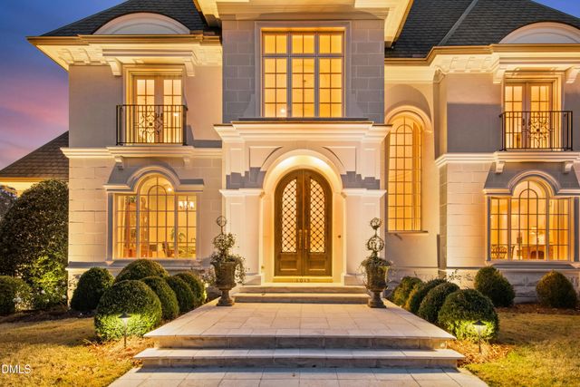 1015 Venetian Court, Cary, NC 27518