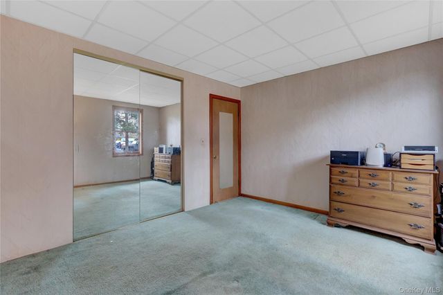 276 Woodlawn Avenue, Saint James, NY 11780