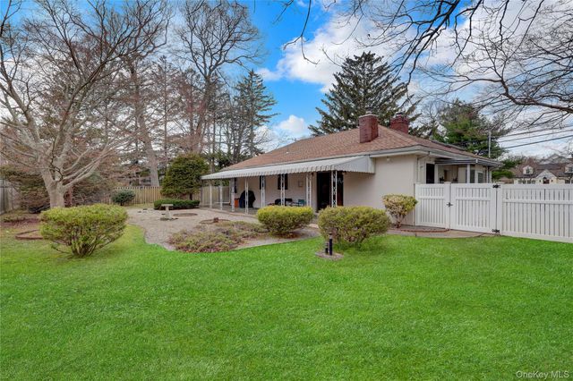 276 Woodlawn Avenue, Saint James, NY 11780