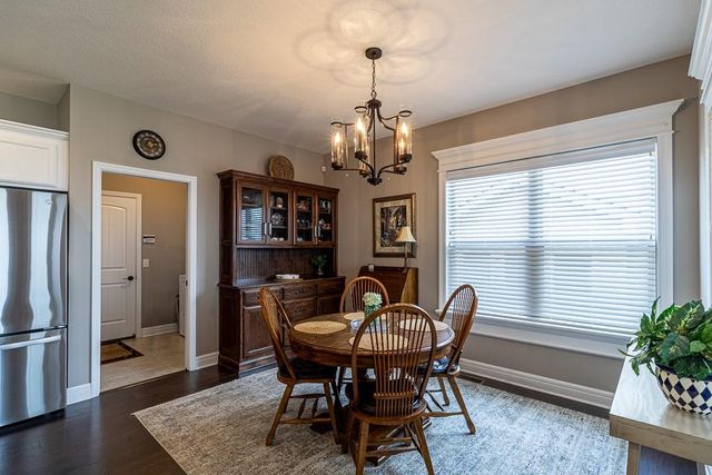 4403 Stonebridge Drive W, St Joseph, MO 64505