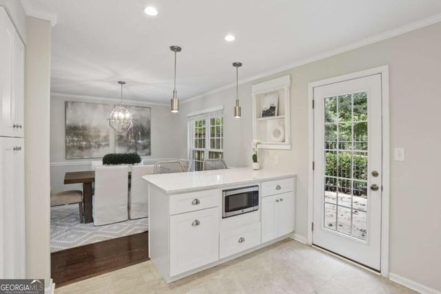 11 Scotland Place NW, Atlanta, GA 30318