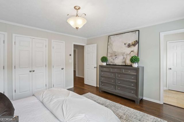 11 Scotland Place NW, Atlanta, GA 30318