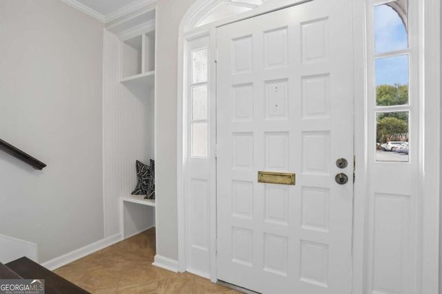 11 Scotland Place NW, Atlanta, GA 30318
