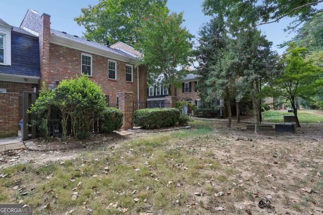 11 Scotland Place NW, Atlanta, GA 30318