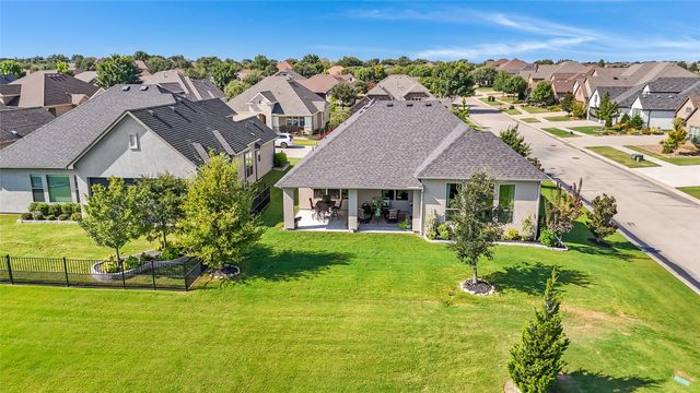 9716 Siltstone Drive, Denton, TX 76207