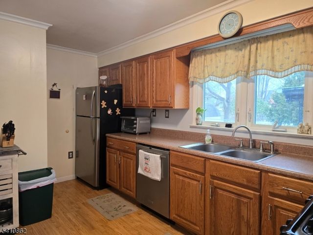 111 Central St, Manville Boro, NJ 08835