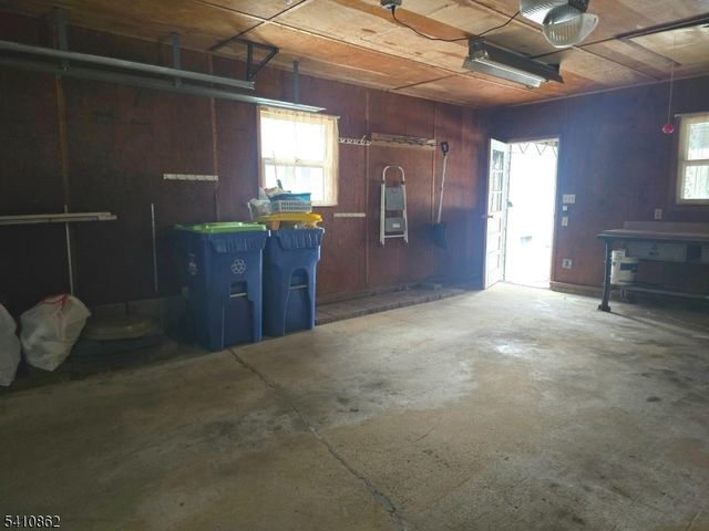 111 Central St, Manville Boro, NJ 08835