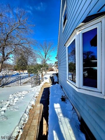 111 Central St, Manville Boro, NJ 08835