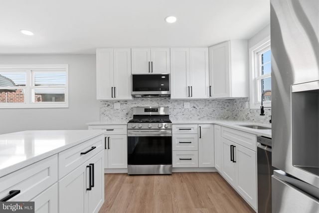 2536 MAXWELL ST, Philadelphia, PA 19152