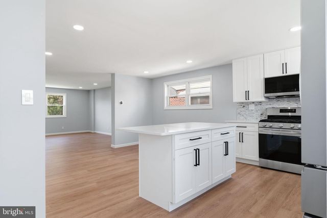 2536 MAXWELL ST, Philadelphia, PA 19152