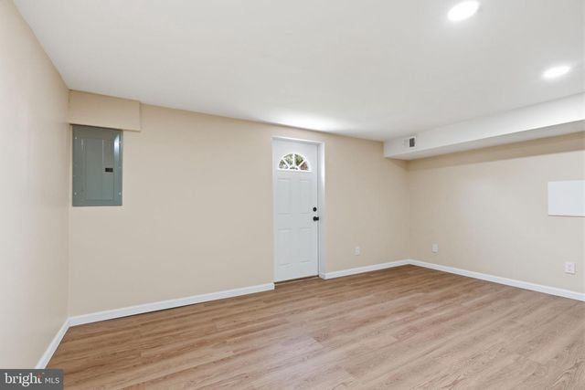2536 MAXWELL ST, Philadelphia, PA 19152