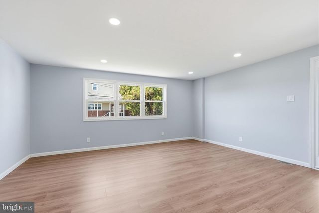 2536 MAXWELL ST, Philadelphia, PA 19152