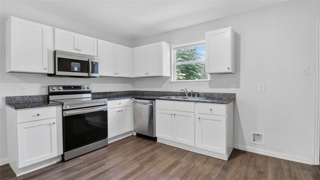 2128 RW Bivens Lane, Fort Worth, TX 76105
