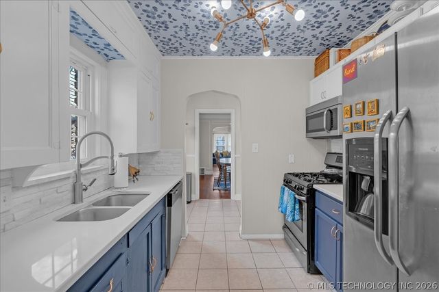 1516 S College Avenue, Tulsa, OK 74104