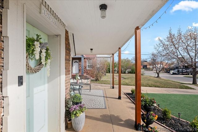 1516 S College Avenue, Tulsa, OK 74104