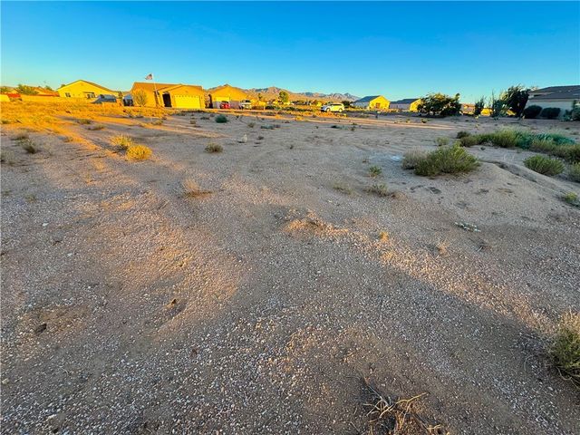 10155 N Ambush Drive, Kingman, AZ 86401