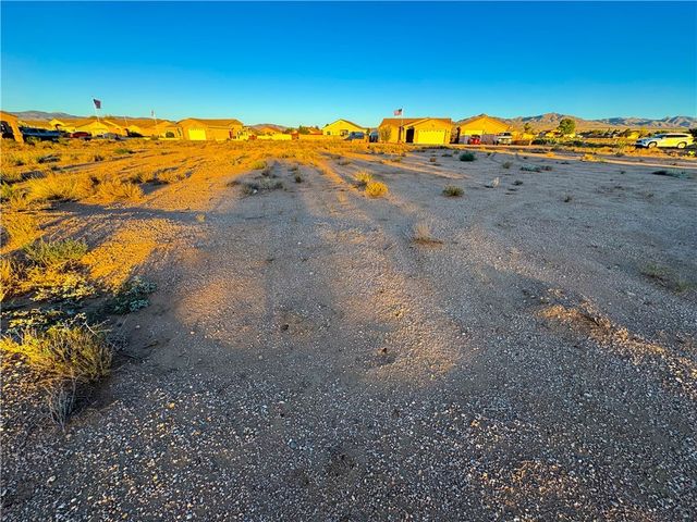 10155 N Ambush Drive, Kingman, AZ 86401