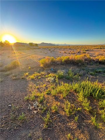 10155 N Ambush Drive, Kingman, AZ 86401