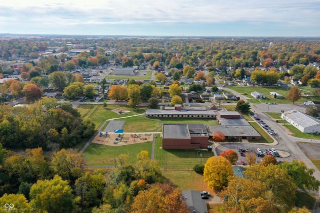 601 Sherwood Drive, Crawfordsville, IN 47933