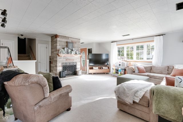 601 Sherwood Drive, Crawfordsville, IN 47933