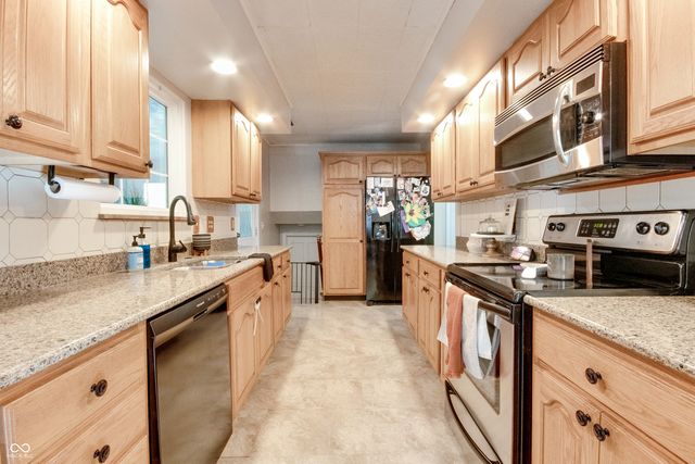 601 Sherwood Drive, Crawfordsville, IN 47933