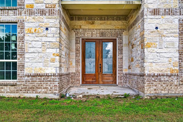 1013 Battlebell Road, Highlands, TX 77562