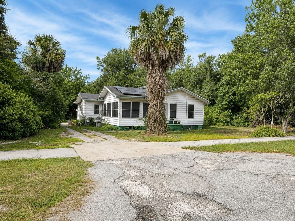 1805 E ORANGE AVENUE, Eustis, FL 32726