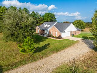 3356 FARM ROAD 1502, Blossom, TX 75416