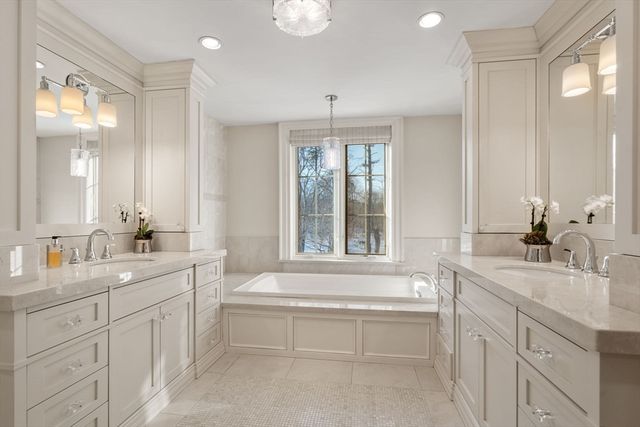 11 Hillcrest Road, Weston, MA 02493