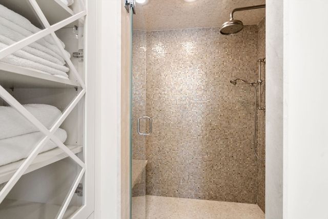 11 Hillcrest Road, Weston, MA 02493