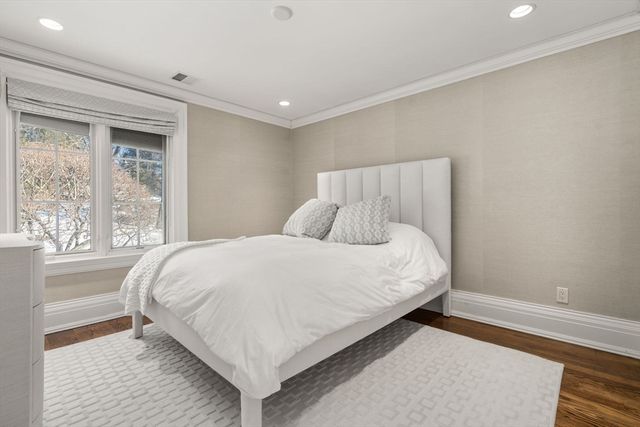 11 Hillcrest Road, Weston, MA 02493