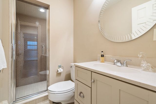 11 Hillcrest Road, Weston, MA 02493